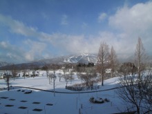 やっと雪がふりました。